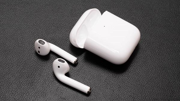 beats studio buds和airpods pro哪个好